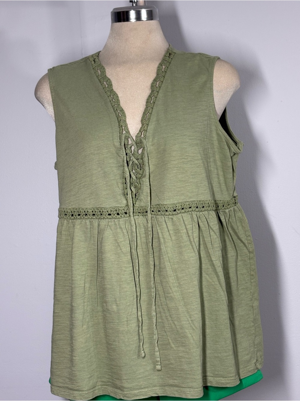Sleeveless Crochet-Trim V-Neck Olive Women’s Blouse